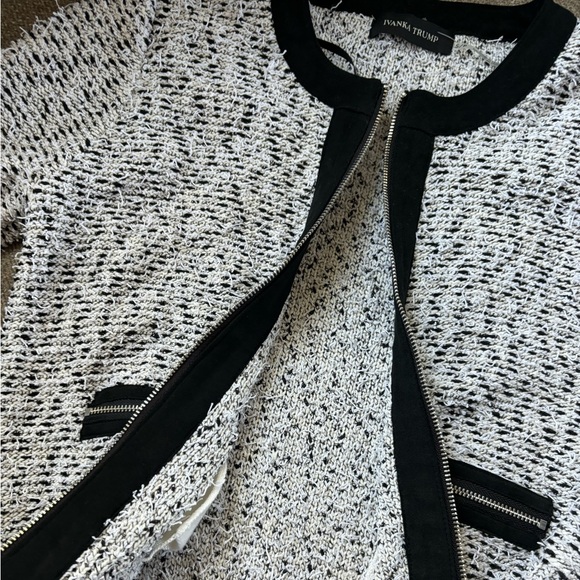 Ivanka Trump bomber zip up sweater jacket - Picture 4 of 6